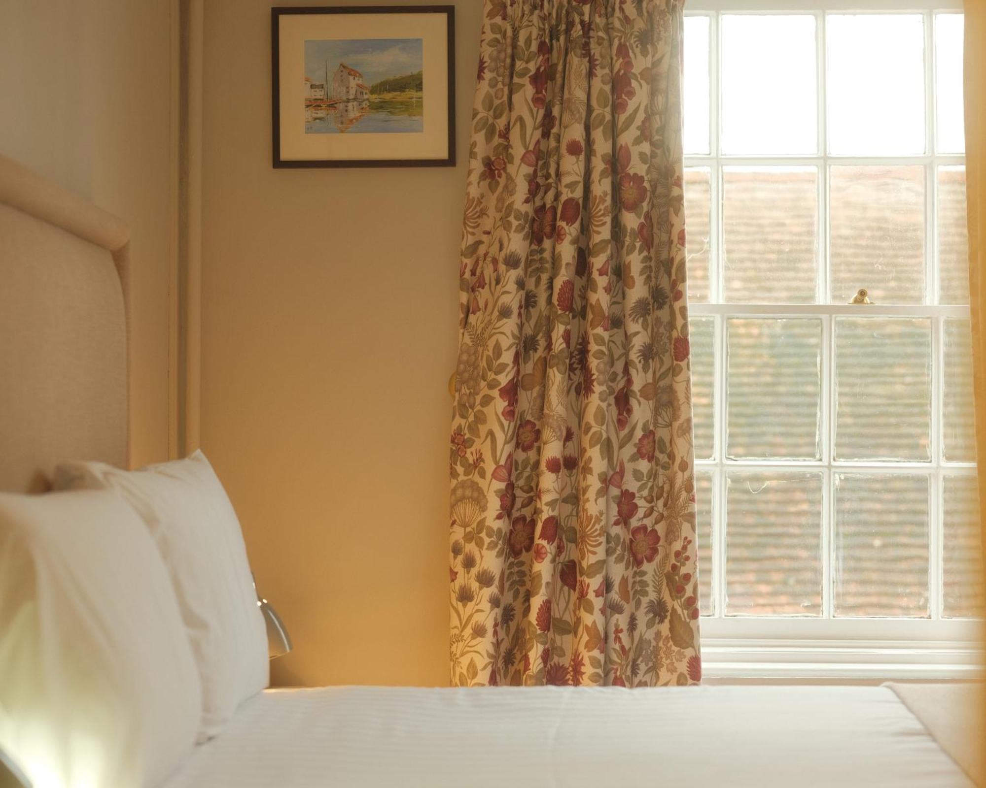 Inn The Bull 4*